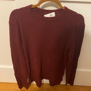 Two GAP longsleeve shirts